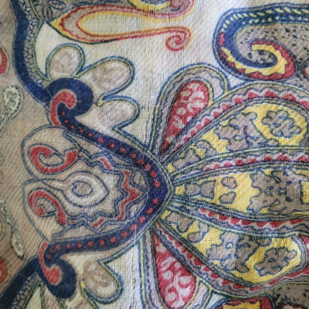 Scarf - Picture 4 of 4